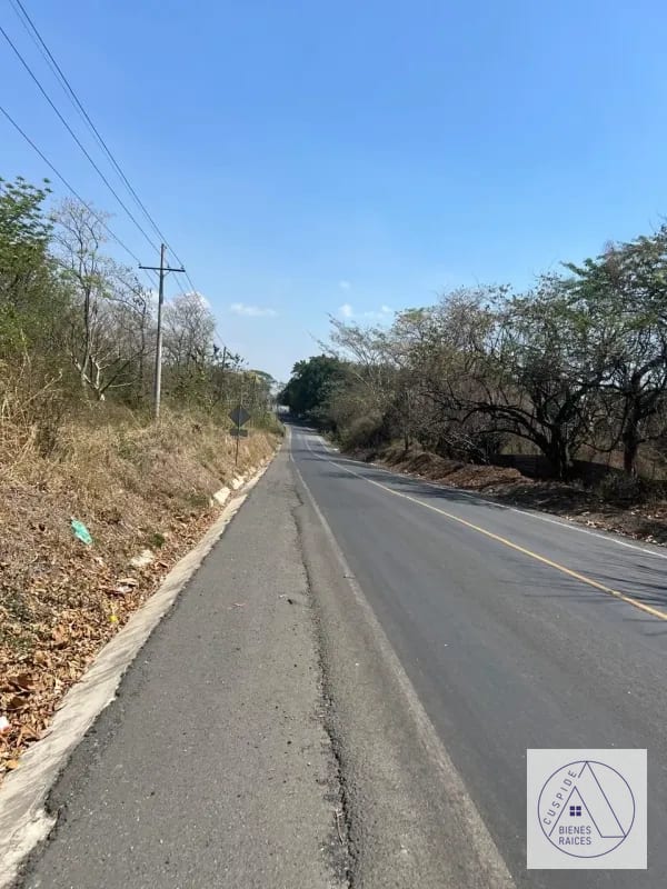 Autopista Puerto Quetzal km 80 11 manzanas en venta. — Terreno en Venta en Masagua, Escuintla — foto 4 de 7