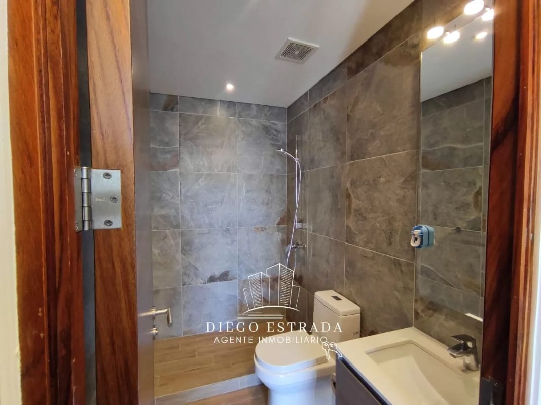 Dentro de garita en vista hermosa 1 — Apartamento en Venta en Zona 15, Guatemala, Ciudad — foto 13 de 16