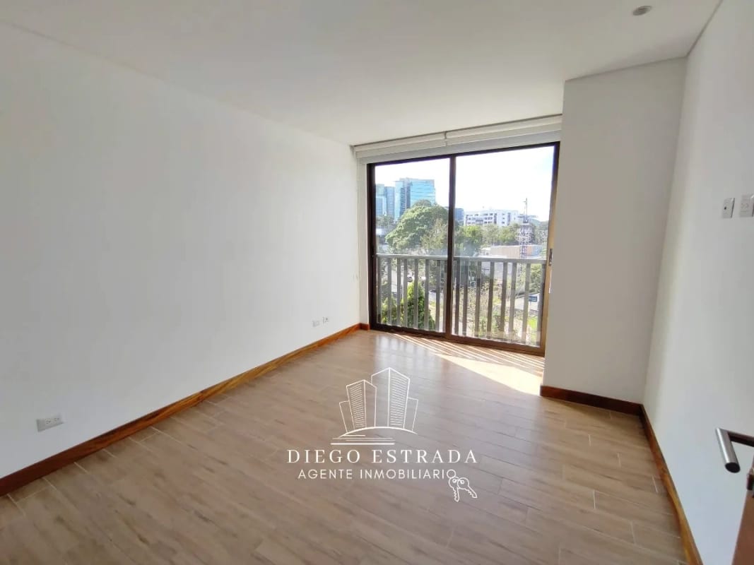 Dentro de garita en vista hermosa 1 — Apartamento en Venta en Zona 15, Guatemala, Ciudad — foto 9 de 16