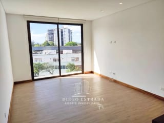 Dentro de garita en vista hermosa 1 — Apartamento en Venta en Zona 15, Guatemala, Ciudad — miniatura 4 de 16