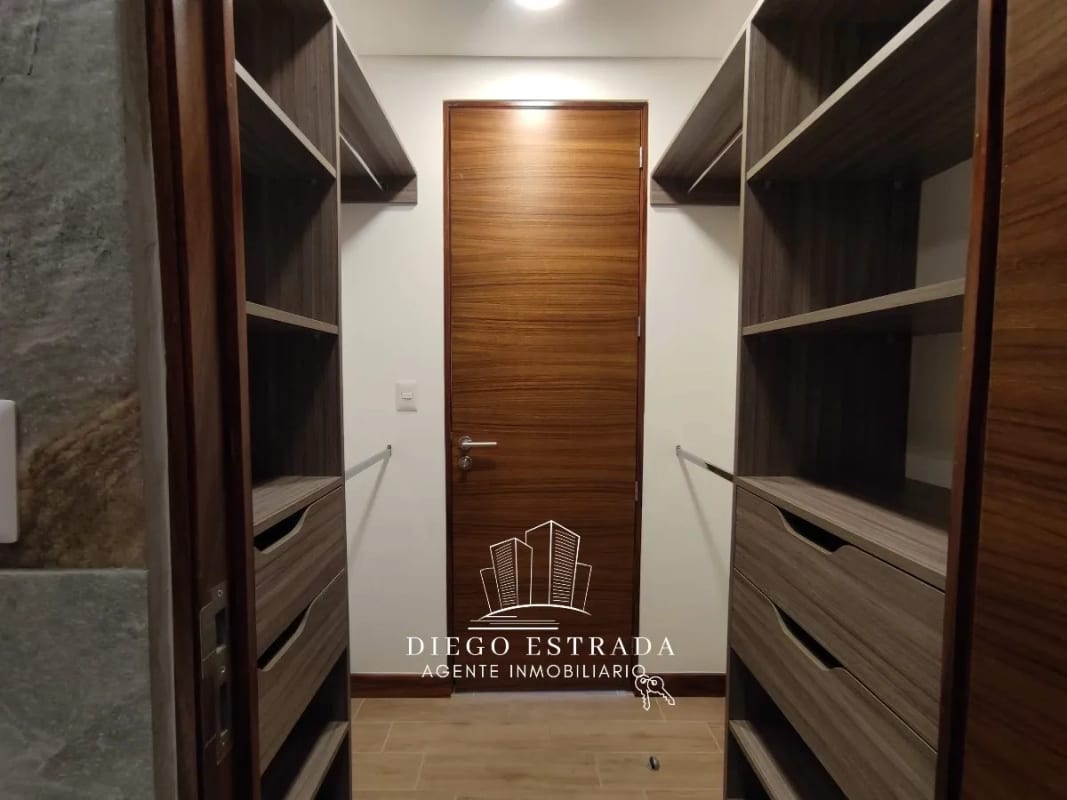 Dentro de garita en vista hermosa 1 — Apartamento en Venta en Zona 15, Guatemala, Ciudad — foto 2 de 16