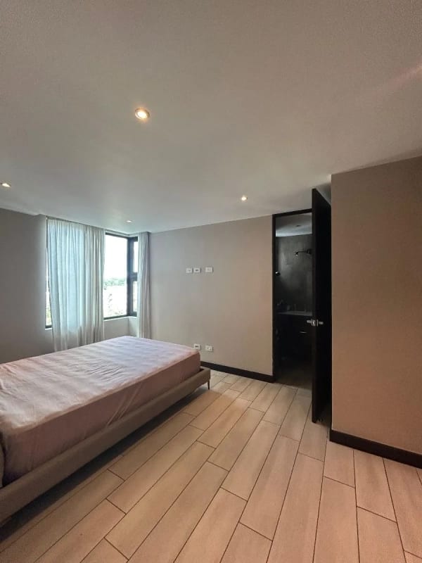 Apartamento en venta en zona 15 Vista Hermosa 1 dentro de garita — Apartamento en Venta en LIV, Zona 15, Guatemala, Ciudad — foto 11 de 15