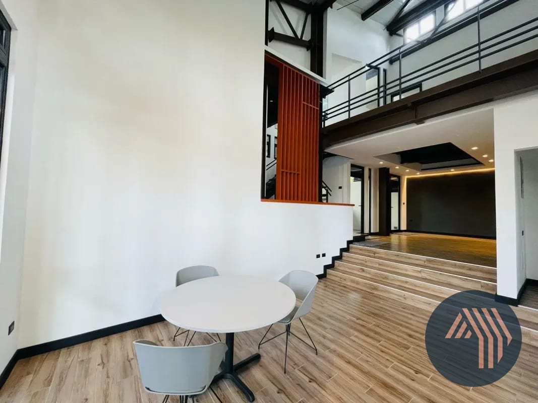 VENTA DE MODERNA CASA - SAN ANTONIO, KM 16 CARR. SALVADOR — Casa en Venta en San Antonio, Carretera a El Salvador, Guatemala, Ciudad — foto 3 de 16