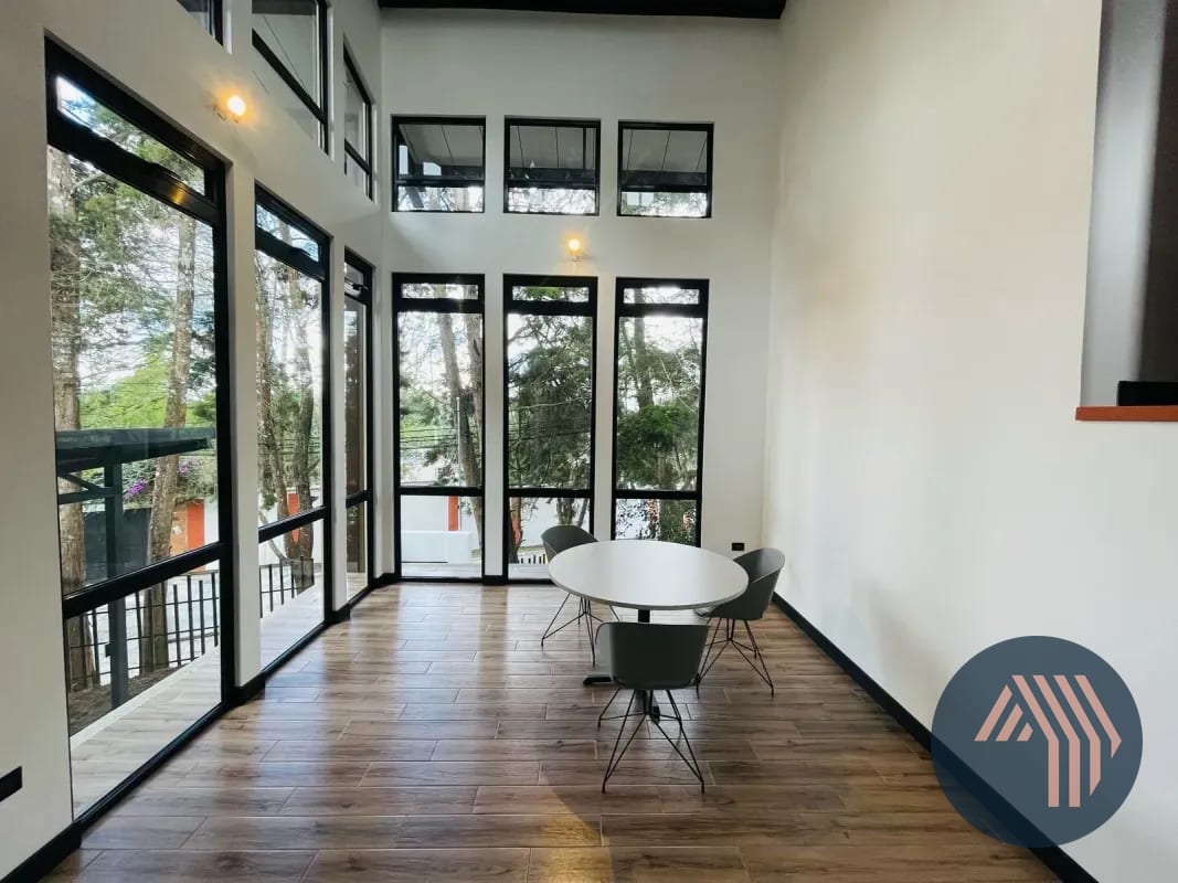 VENTA DE MODERNA CASA - SAN ANTONIO, KM 16 CARR. SALVADOR — Casa en Venta en San Antonio, Carretera a El Salvador, Guatemala, Ciudad — foto 4 de 16