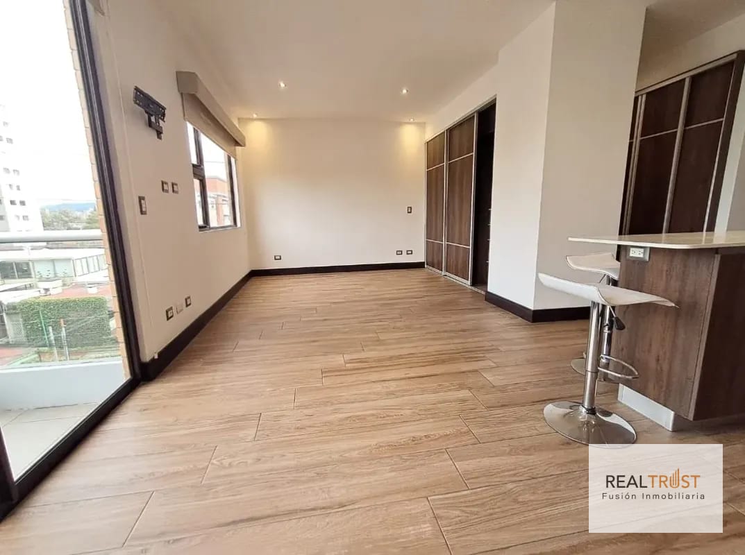 VENTA MODERNO APARTAMENTO ZONA 10 — Apartamento en Venta en Zona 10, Guatemala, Ciudad — foto 7 de 15