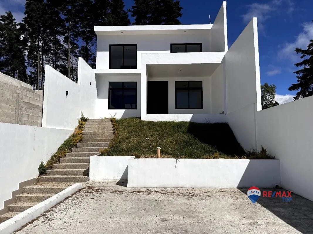 CASA NUEVA DENTRO DE COND. ARRAZOLA — Casa en Venta en Arrazola II, Carretera a El Salvador, Guatemala, Ciudad — foto 1 de 10
