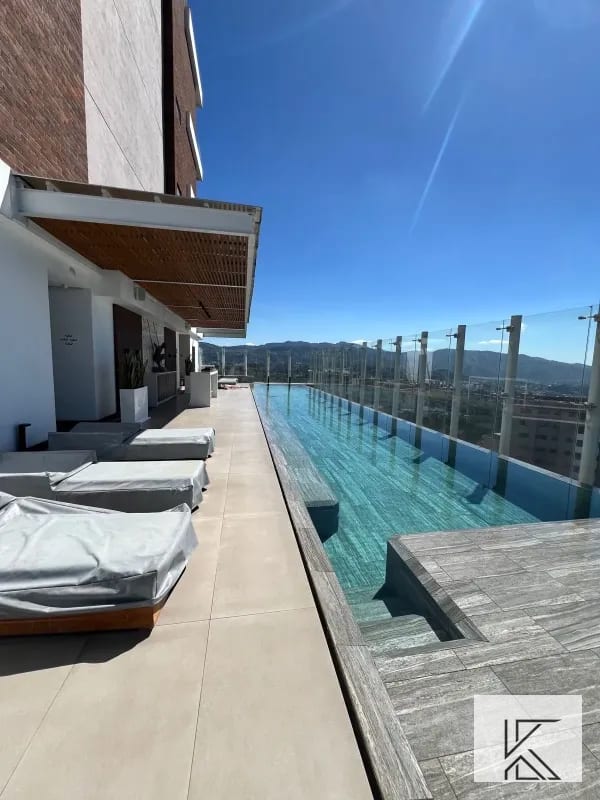 Lujoso y elegante apartamento en Edificio Echo zona 14 — Edificio en Alquiler en Echo, Zona 14, Guatemala, Ciudad — foto 9 de 16