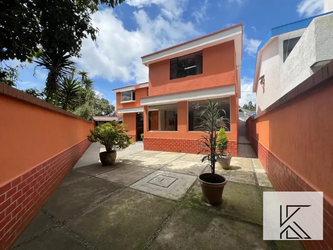 Linda casa en venta en Residencial El Horizonte, CAES — Casa en Venta en El Horizonte, Carretera a El Salvador, Guatemala, Ciudad — foto 4 de 9