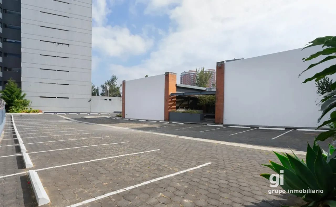 Interesante Propiedad en alquiler para Negocio, Academias, Universidades, Restaurantes, Negocios de Entretenimiento y más en zona 15. — Local en Alquiler en Zona 15, Guatemala, Ciudad — foto 11 de 11