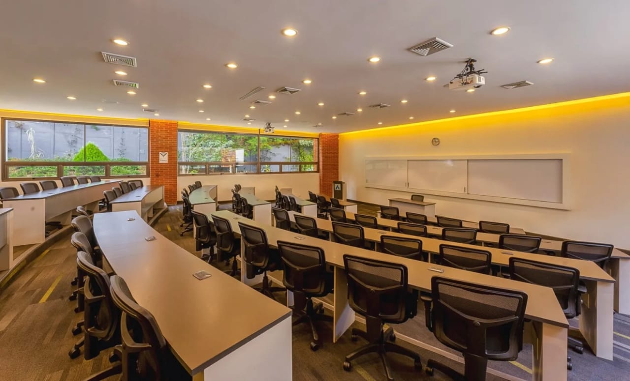 Interesante Propiedad en alquiler para Negocio, Academias, Universidades, Restaurantes, Negocios de Entretenimiento y más en zona 15. — Local en Alquiler en Zona 15, Guatemala, Ciudad — foto 6 de 11