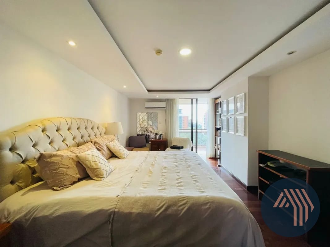 VENTA DE CÉNTRICO APARTAMENTO AMUEBLADO - TIFFANY, ZONA 10 — Apartamento en Venta en Tiffany II, Zona 10, Guatemala, Ciudad — foto 7 de 15