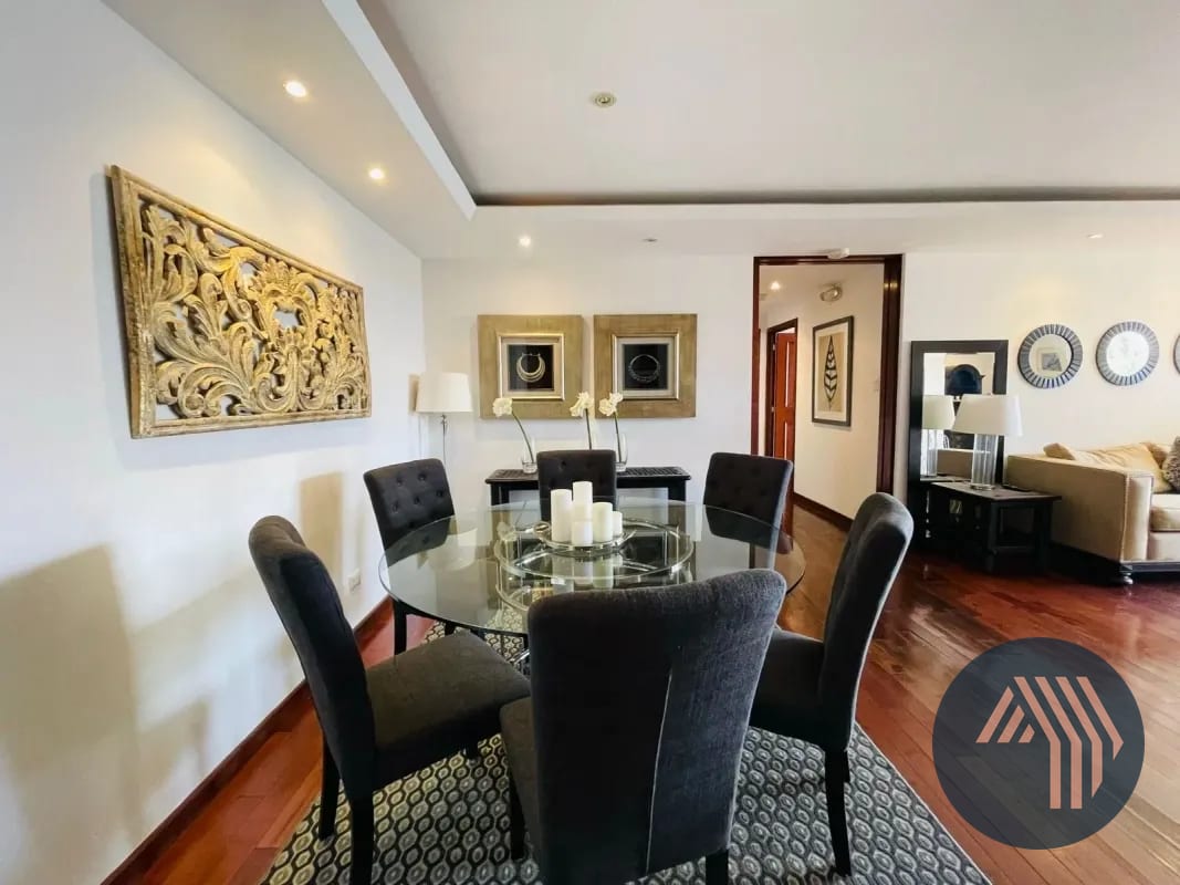 VENTA DE CÉNTRICO APARTAMENTO AMUEBLADO - TIFFANY, ZONA 10 — Apartamento en Venta en Tiffany II, Zona 10, Guatemala, Ciudad — foto 12 de 15
