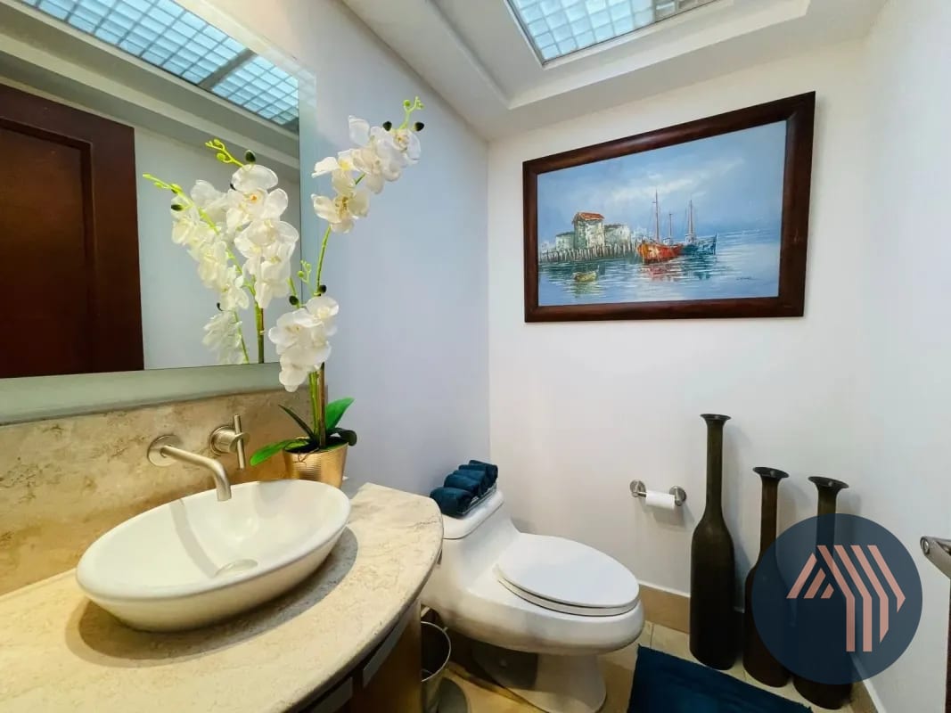 VENTA DE CÉNTRICO APARTAMENTO AMUEBLADO - TIFFANY, ZONA 10 — Apartamento en Venta en Tiffany II, Zona 10, Guatemala, Ciudad — foto 15 de 15