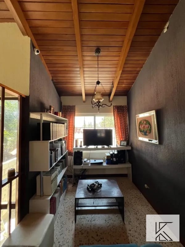Bella casa en Venta en zona 7 de Mixco, a pocas cuadras de la a Roosevelt — Casa en Venta en Zona 7 Mixco, Guatemala, Ciudad — foto 3 de 16