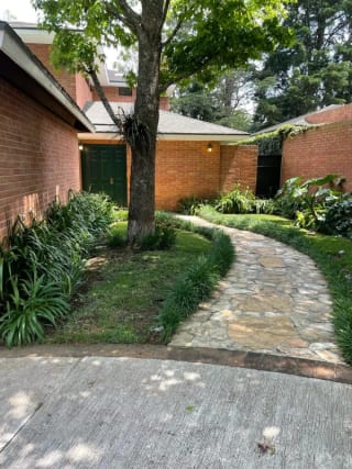 Casa en Las Rotondas — Casa en Venta en km 16-20, Carretera a El Salvador, Guatemala, Ciudad — miniatura 1 de 15