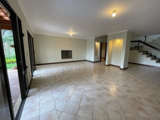 Casa en Las Rotondas — Casa en Venta en km 16-20, Carretera a El Salvador, Guatemala, Ciudad — miniatura 15 de 15
