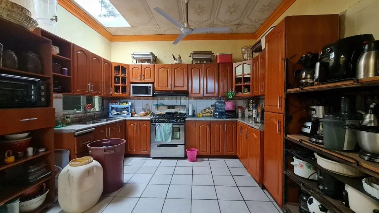 CASA VACACIONAL EN VENTA EN QUINTAS LA PONDEROSA, KM 77 HACIA PUERTO QUETZAL — Casa en Venta en Quintas La Ponderosa, Escuintla, Escuintla — foto 6 de 15