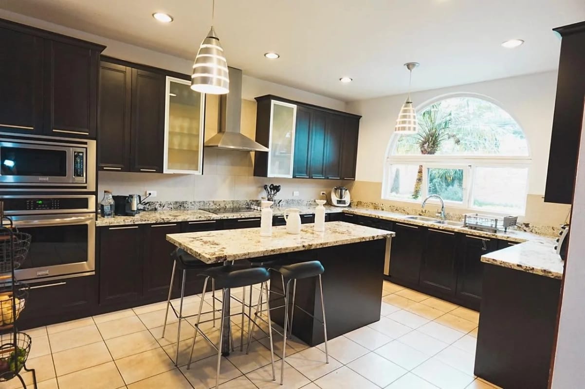 Vendo Exclusiva Casa en Villas del Pinar Km.19.4 Carretera a El Salvador — Casa en Venta en Villas del Pinar, Carretera a El Salvador, Guatemala, Ciudad — foto 14 de 17