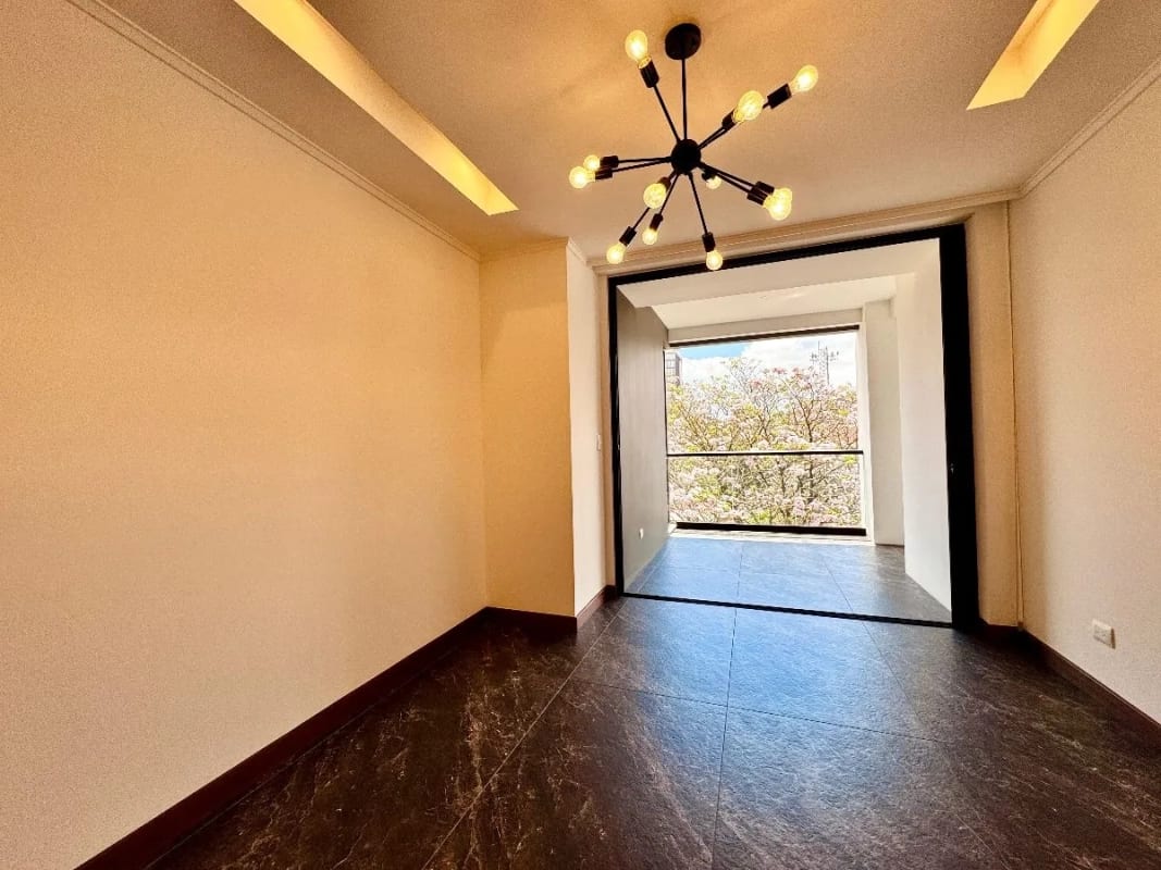 Apartamento en Renta en Zona 10 con Espacios Amplios y Funcionales + Amenidades Exclusivas — Apartamento en Alquiler en Zona 10, Guatemala, Ciudad — foto 17 de 17