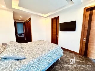 Apartamento en Renta en Zona 10 con Espacios Amplios y Funcionales + Amenidades Exclusivas — Apartamento en Alquiler en Zona 10, Guatemala, Ciudad — miniatura 10 de 17