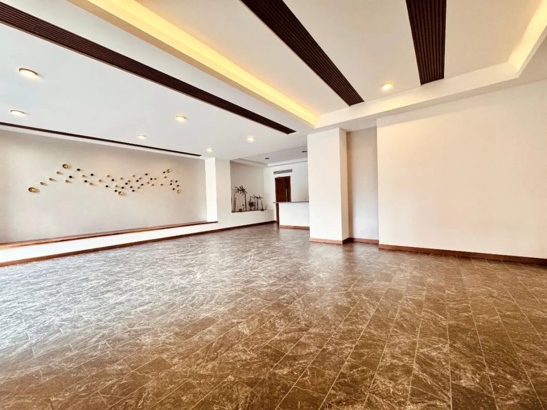 Apartamento en Renta en Zona 10 con Espacios Amplios y Funcionales + Amenidades Exclusivas — Apartamento en Alquiler en Zona 10, Guatemala, Ciudad — foto 3 de 17