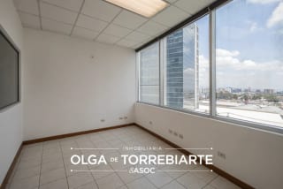 Oficina en Zona Pradera, Zona 10 — Oficina en Alquiler en Zona Pradera, Zona 10, Guatemala, Ciudad — miniatura 8 de 14