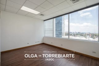 Oficina en Zona Pradera, Zona 10 — Oficina en Alquiler en Zona Pradera, Zona 10, Guatemala, Ciudad — miniatura 10 de 14