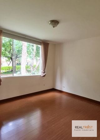 VENDO CASA EN PORTAL DEL BOSQUE KM. 22 CARRETERA AL SALVADOR — Casa en Venta en Portal del Bosque, Carretera a El Salvador, Guatemala, Ciudad — miniatura 3 de 17