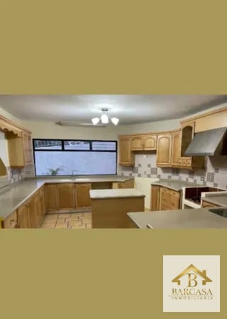 Se vende Casa amplia en Manantiales km 19 carretera a San José Pinula, Carretera al Salvador. — Casa en Venta en Carretera a El Salvador, Guatemala, Ciudad — miniatura 9 de 9