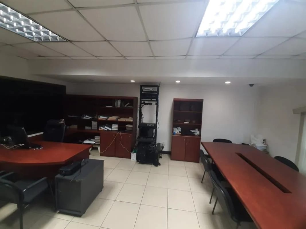 Ofibodega en Venta Zona 11, Excelente Ubicacion — Bodega / Ofibodega en Venta en Zona 11, Guatemala, Ciudad — foto 4 de 10