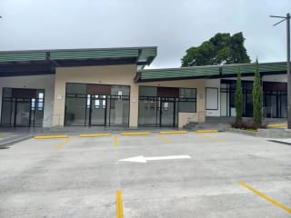 Local en renta para negocio de conveniencia! Plaza Senderos zona 16 — Local en Alquiler en Zona 16, Guatemala, Ciudad — miniatura 4 de 4