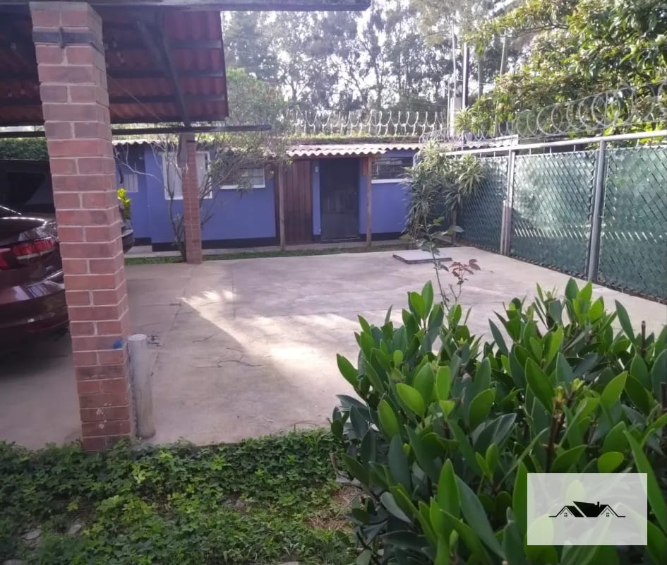 En Renta Propiedad Zona 16 sobre Calle Principal Fuera de Garita uso Comercial o Vivienda — Casa en Alquiler en Zona 16, Guatemala, Ciudad — foto 5 de 6