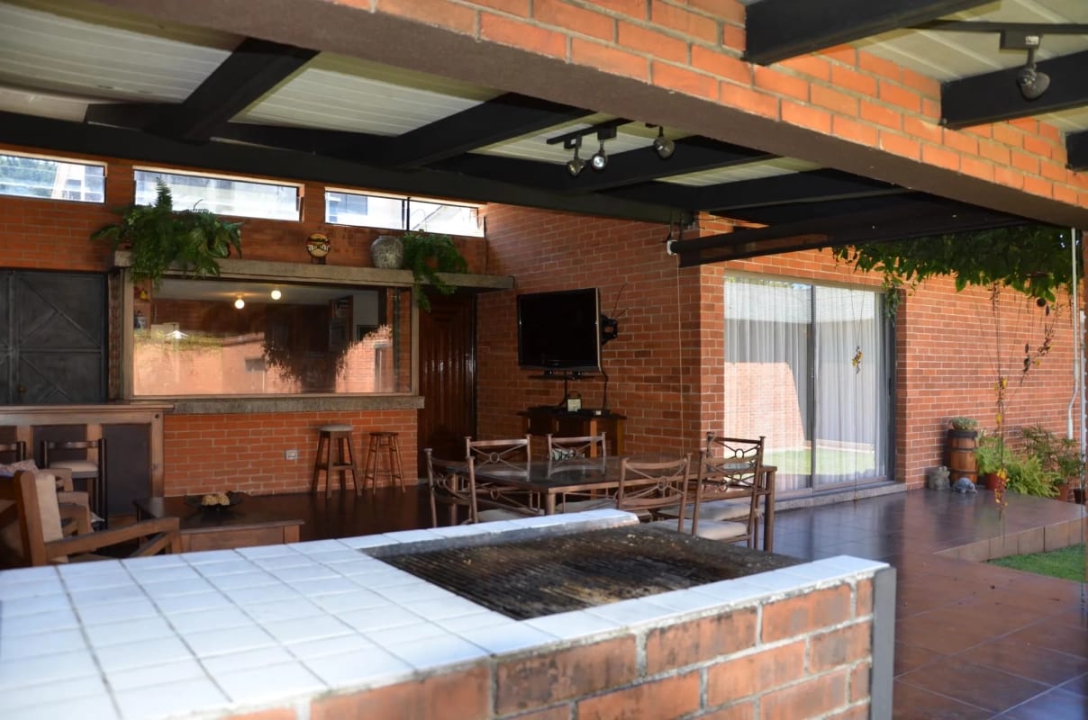 Casa de UN NIVEL EN VENTA en Santa Rosalía — Casa en Venta en Santa Rosalia La Laguna, Carretera a El Salvador, Guatemala, Ciudad — foto 3 de 12