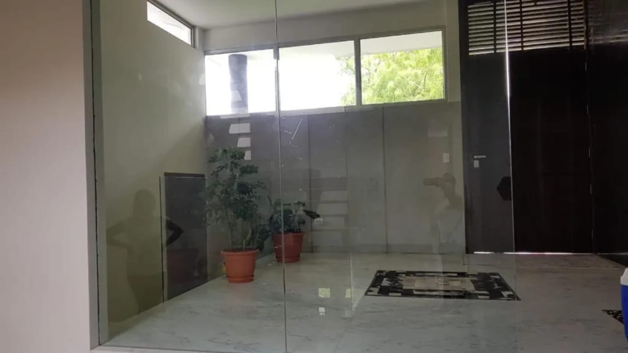 Casa Moderna en Venta, KM 16.5 CAES Cond. San Francisco Javier — Casa en Venta en Carretera a El Salvador, Guatemala, Ciudad — foto 16 de 17