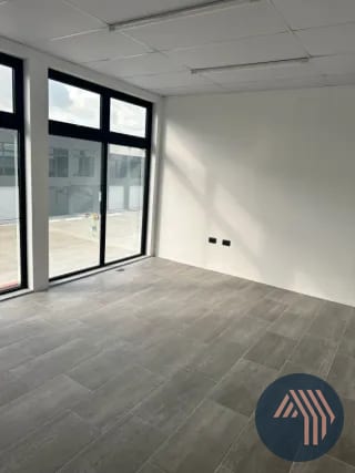 ALQUILER DE OFIBODEGA PARA ESTRENAR - EMPRESARIAL CHIMALTENANGO — Bodega / Ofibodega en Alquiler en Chimaltenango, Chimaltenango — miniatura 12 de 13