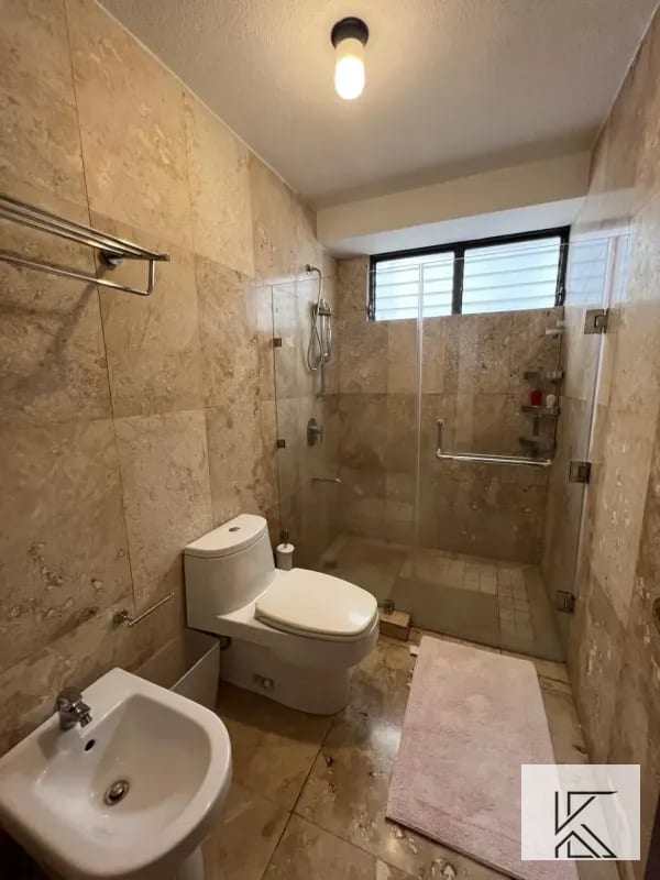 Amplio apartamento en ALQUILER en Moradas del Acueducto en zona 10 — Apartamento en Alquiler en Moradas del Acueducto, Zona 10, Guatemala, Ciudad — foto 7 de 15