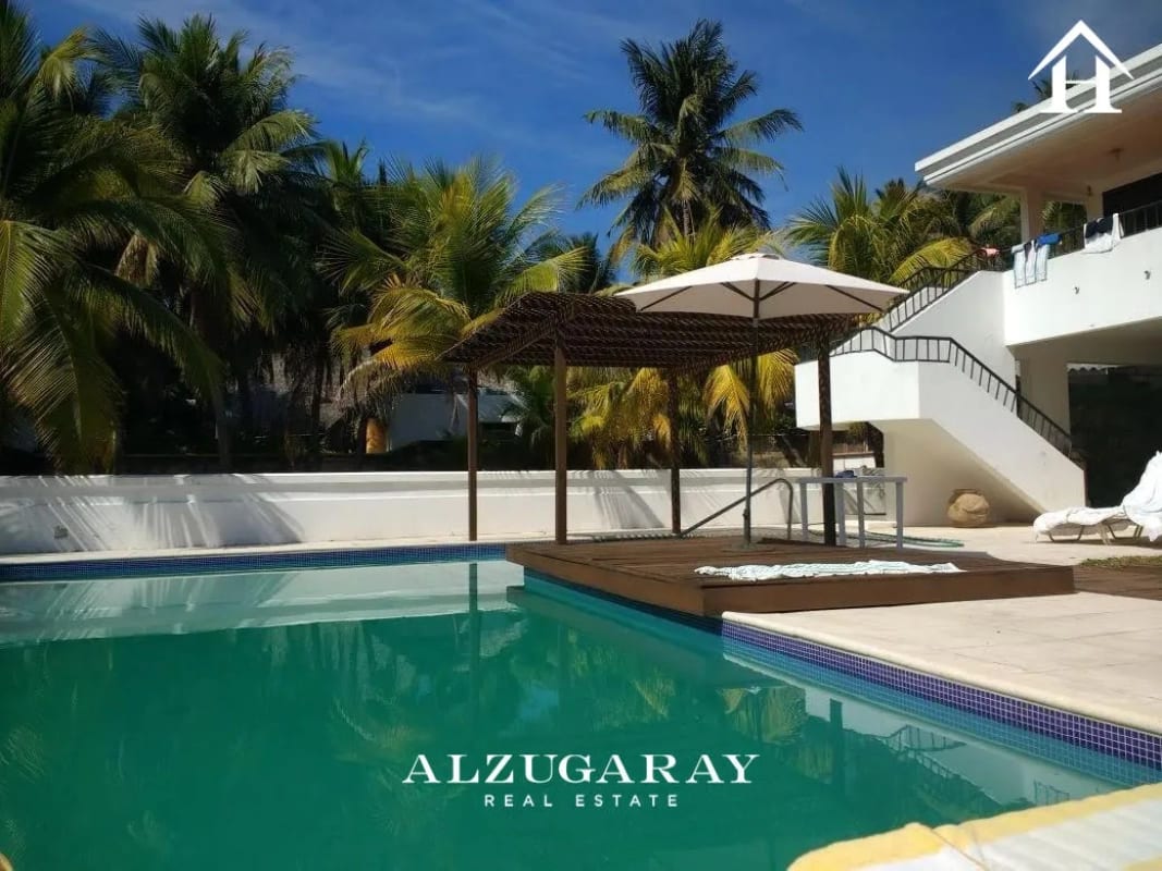 CASA AMUEBLADA FRENTE AL MAR - 5 HAB. / CONDOMINIO CHULAMAR — Casa en Venta en Puerto San José, Escuintla — foto 3 de 12