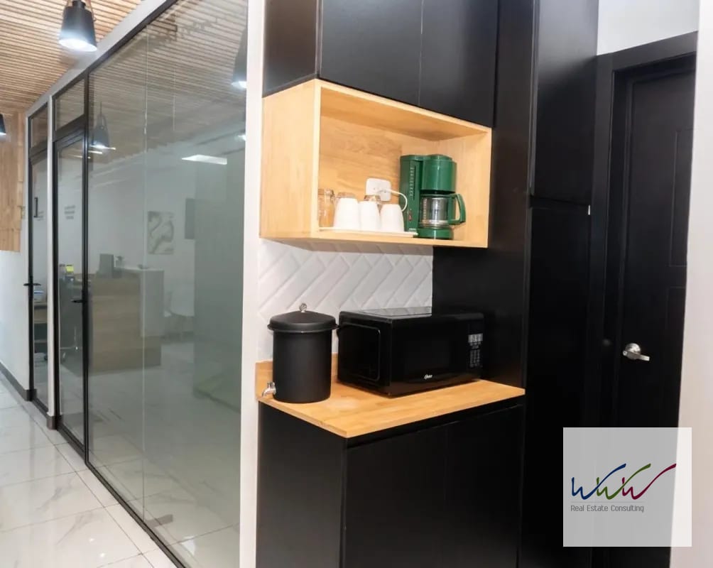 Clinicas en renta en Edificio Medika 10 — Clínica en Alquiler en Medika 10, Zona 10, Guatemala, Ciudad — foto 2 de 8