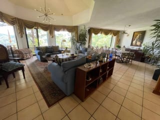 Amplia casa en venta en Muxbal — Casa en Venta en Muxbal, Guatemala, Ciudad — miniatura 14 de 17