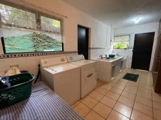 Amplia casa en venta en Muxbal — Casa en Venta en Muxbal, Guatemala, Ciudad — miniatura 12 de 17