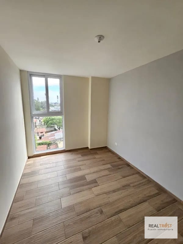 VENDO APARTAMENTO A LA ALTURA DE CENTRO ESPAÑOL SOBRE LA ROOSEVELT — Apartamento en Venta en Torre Zentia, Zona 11, Guatemala, Ciudad — foto 8 de 10