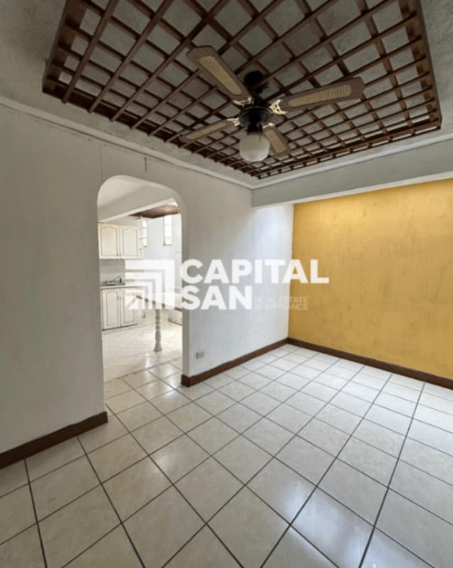 Casa en venta en San Cristóbal col Panorama de 6 habitaciones amplio jardín y apartamento independiente — Casa en Venta en *Otro / No especificar, Zona 8 Mixco, Guatemala, Ciudad — foto 10 de 11