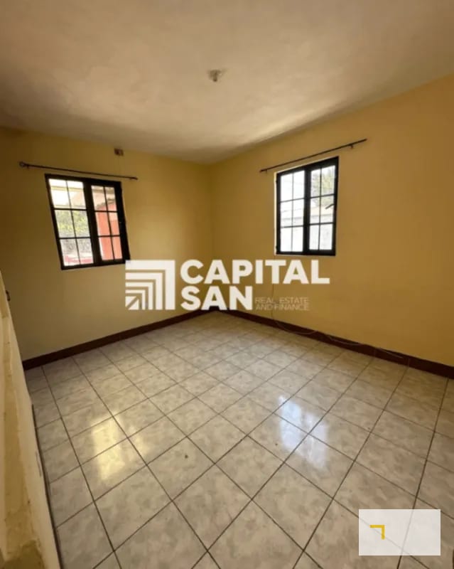 Casa en venta en San Cristóbal col Panorama de 6 habitaciones amplio jardín y apartamento independiente — Casa en Venta en *Otro / No especificar, Zona 8 Mixco, Guatemala, Ciudad — foto 5 de 11