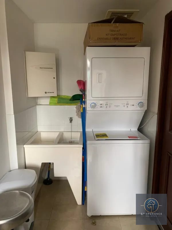 Lindo apartamento amueblado en Tiffany II Zona 10 — Apartamento en Venta en Zona 10, Guatemala, Ciudad — foto 11 de 16