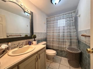 Casa en venta, Condominio La Laguna, Colonia Santa Rosalía, CAES — Casa en Venta en Santa Rosalia La Laguna, Carretera a El Salvador, Guatemala, Ciudad — miniatura 8 de 17