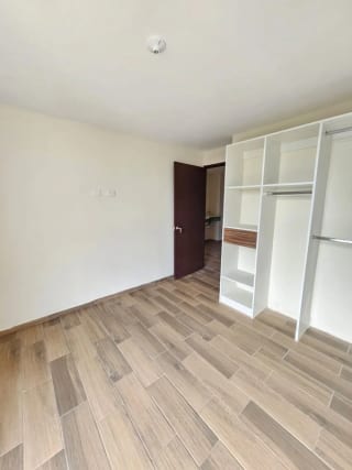 Vendo apartamento en zona 11 sobre la Roosevelt a la altura de centro españo — Apartamento en Alquiler en Zona 11, Guatemala, Ciudad — miniatura 5 de 8