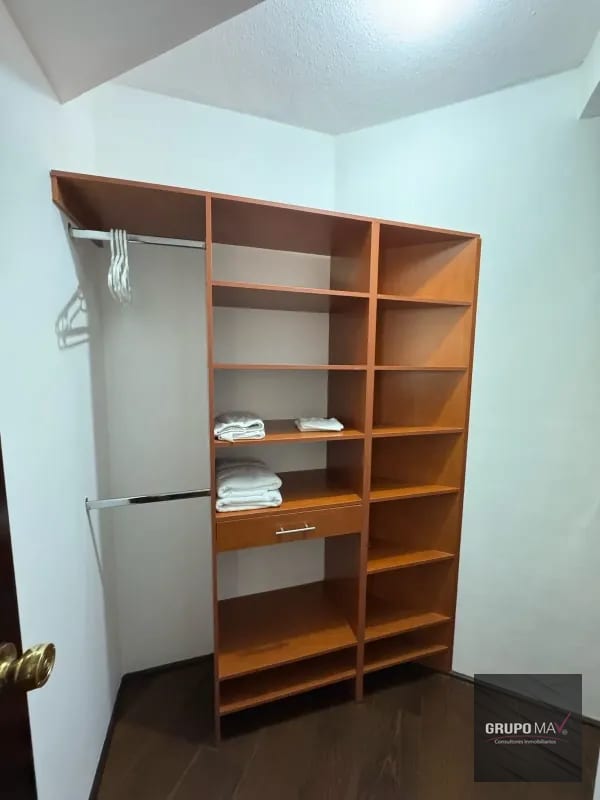 Apartamento Zona 10 Morada del Acueducto — Apartamento en Alquiler en Moradas del Acueducto, Zona 10, Guatemala, Ciudad — foto 2 de 7
