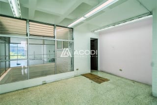 Oficina en Zona 9 — Oficina en Alquiler en Zona 9, Guatemala, Ciudad — miniatura 3 de 4