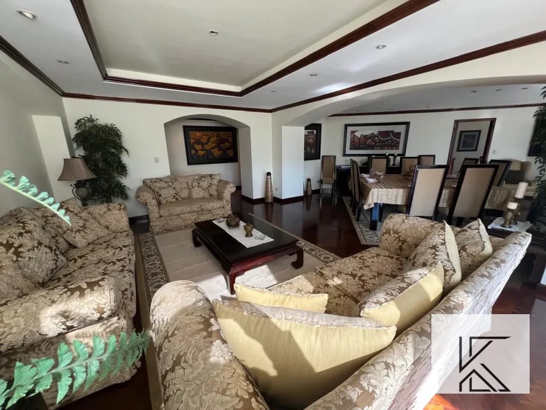 Elegante y amplio apartamento en ALQUILER en zona 14 en L'Excellence — Apartamento en Alquiler en L'Excellence, Zona 14, Guatemala, Ciudad — foto 1 de 12