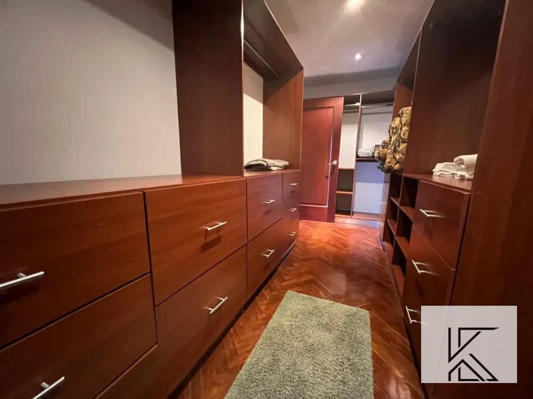 Elegante y amplio apartamento en ALQUILER en zona 14 en L'Excellence — Apartamento en Alquiler en L'Excellence, Zona 14, Guatemala, Ciudad — foto 11 de 12